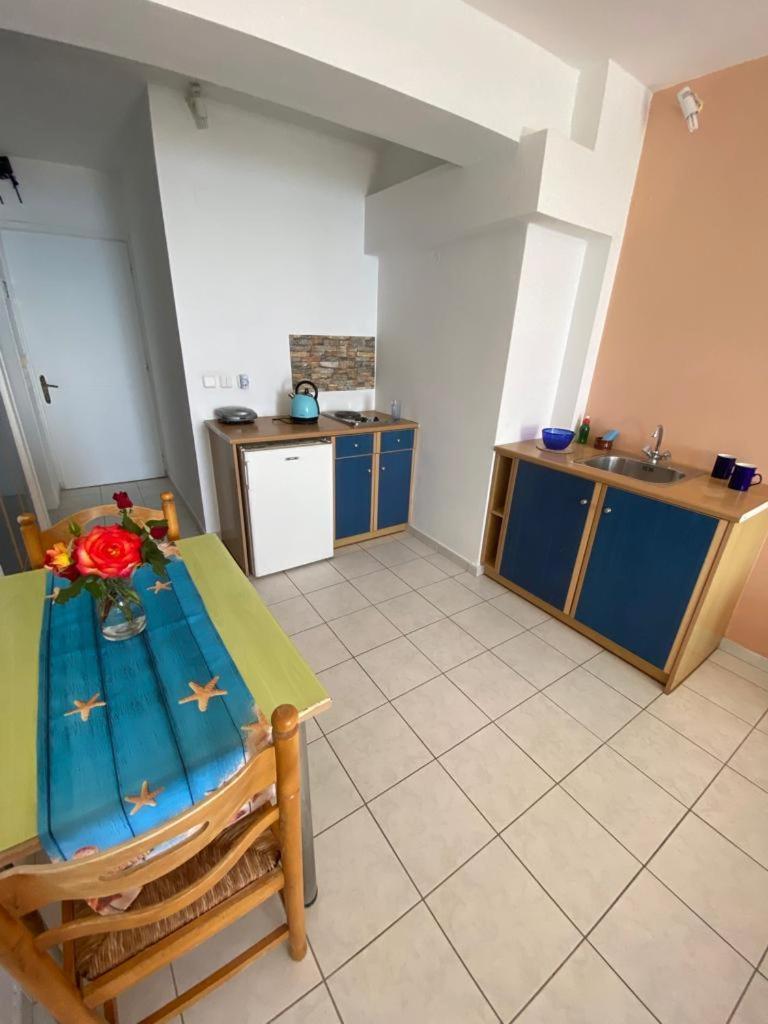 Casa De Blue Apartment ลูร์ดฮาตา ภายนอก รูปภาพ